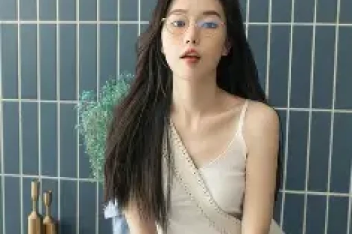 单依纯翻唱翻车李荣浩40分钟回应维权引爆全网