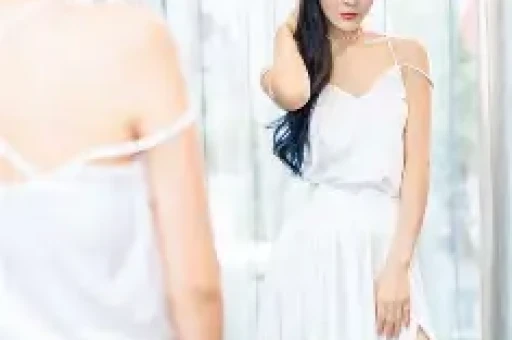 3个瓜！刘晓庆与亲人反目组团去商K女歌手强行侵权个个离谱