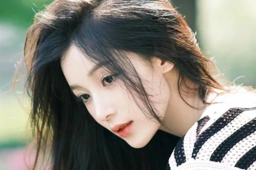 模仿、碰瓷、赚黑心钱公司回应惹众怒网红鹿哈塌房一点不冤